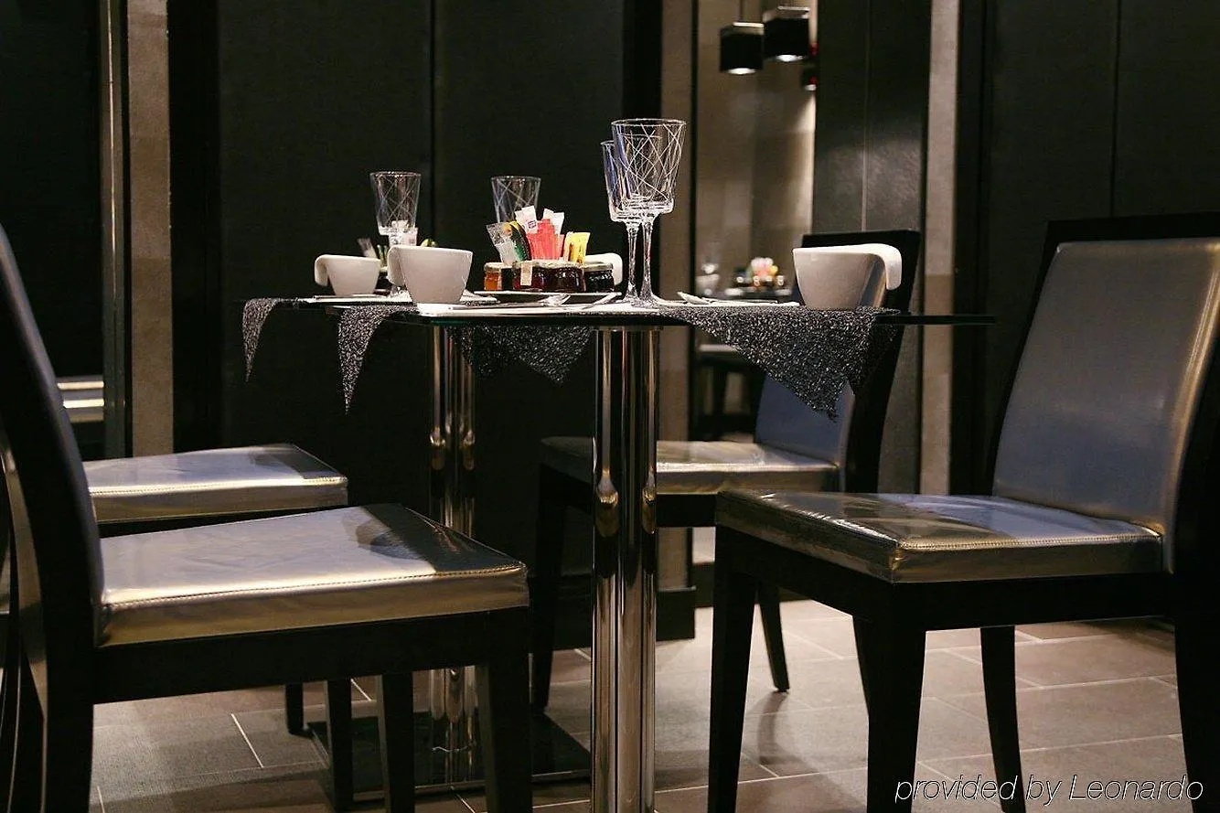 Hotel L'adresse Paris